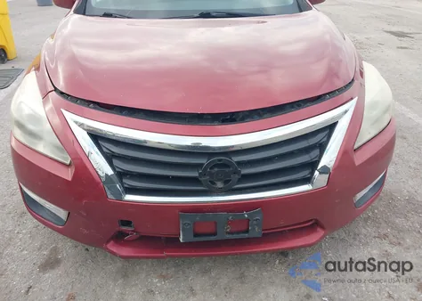 2013 Nissan Altima 2.5 S z USA, uszkodzony, nr VIN 1N4AL3AP4DC146601